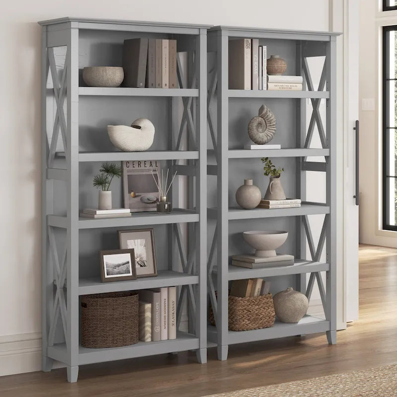 Boekenkast met 5 planken uit de Key West-serie van Bush Furniture