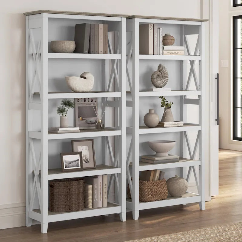Boekenkast met 5 planken uit de Key West-serie van Bush Furniture