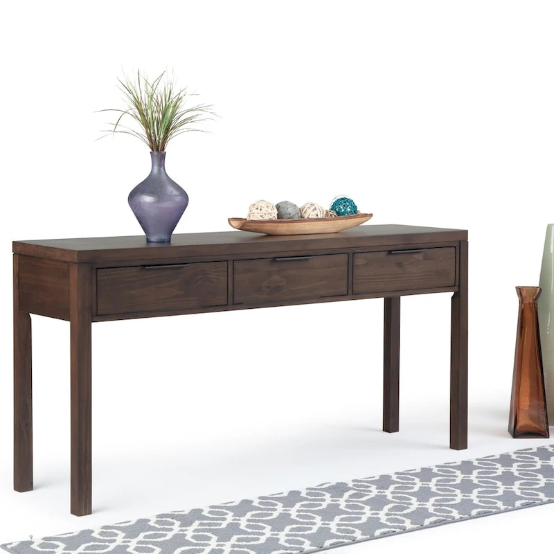150 cm breed massiefhouten consoletafel in eigentijdse stijl met 3 laden, in warm walnootbruin