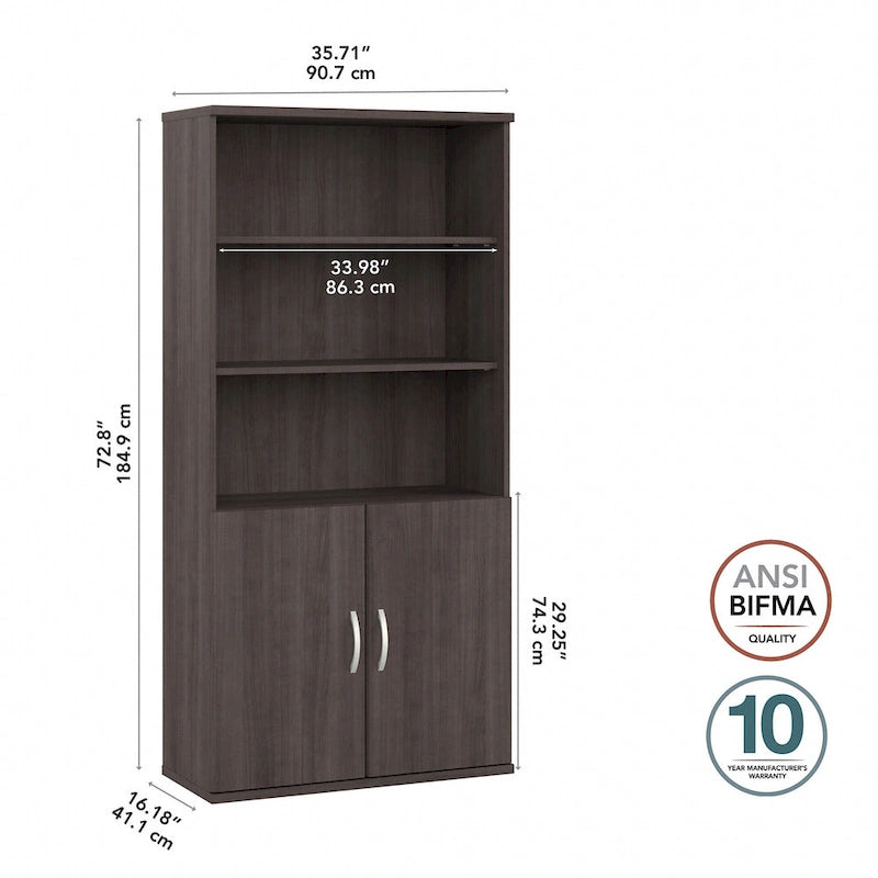 Hoge boekenkast met 5 planken en deuren