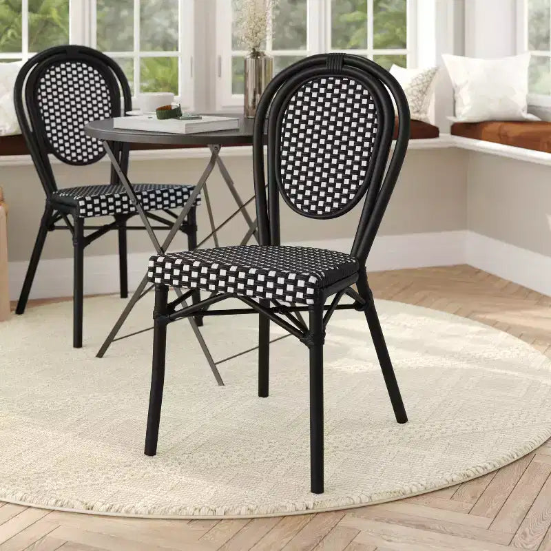 Flash Furniture Lourdes Bistro-Stapelstuhl im Thonet-Stil für den gewerblichen Innen- und Außenbereich, PE-Rattan und Aluminiumgestell