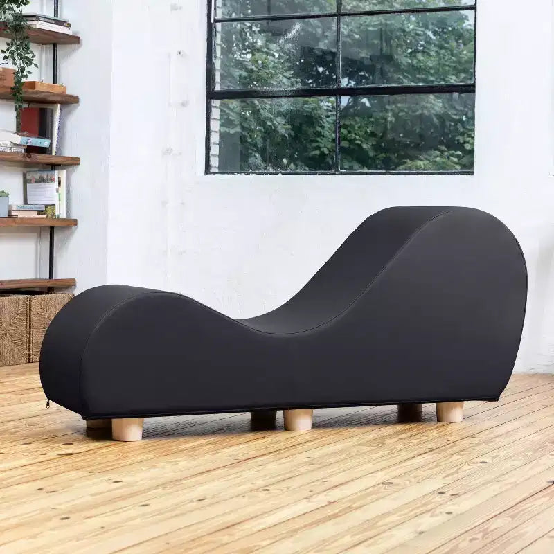 Chaise longue Avana per stretching e relax, gambe in legno di hevea, similpelle - Grigio sottomarino