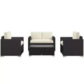 4-teiliges Rattan-Sofaset, Patio-Sofaset aus Korbgeflecht mit Zweisitzersofa, Sesseln und Couchtisch mit Glasplatte für den Garten und Außenbereich