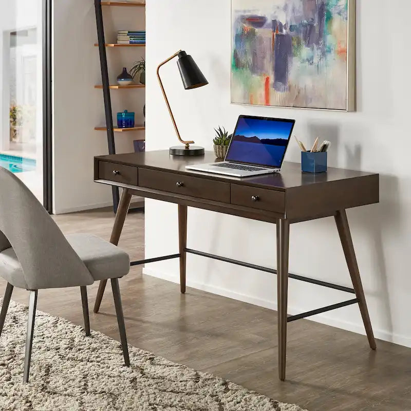 Schreibtisch aus Holz „Aksel“ mit 3 Schubladen von iNSPIRE Q Modern