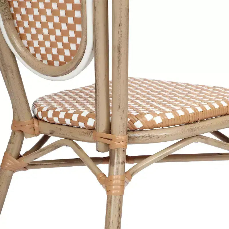 Flash Furniture Lourdes Bistro-Stapelstuhl im Thonet-Stil für den gewerblichen Innen- und Außenbereich, PE-Rattan und Aluminiumgestell