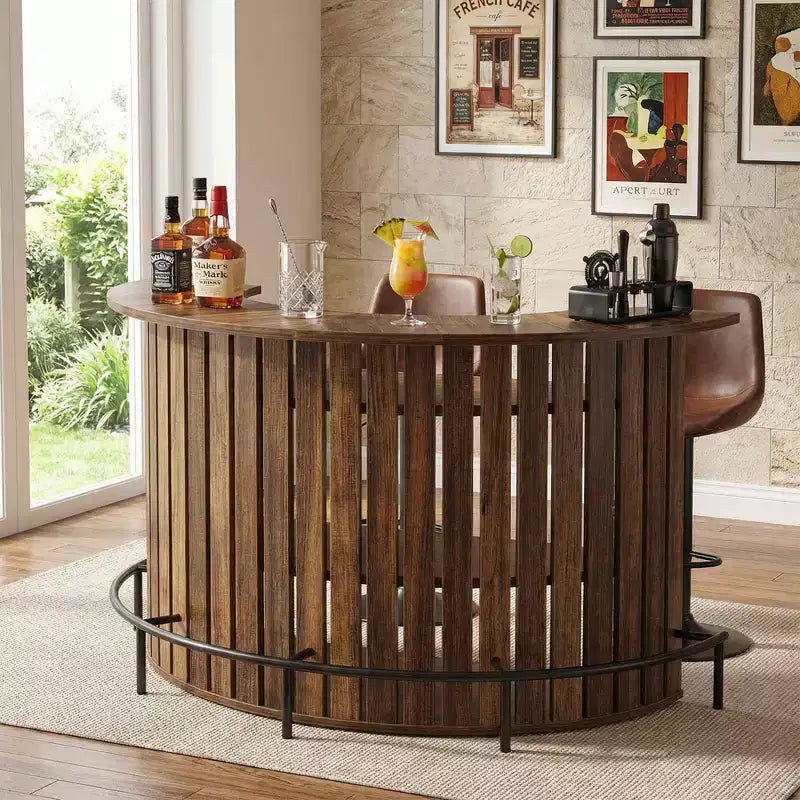 Mini bancone bar contenitore a 4 ripiani con forma arcuata, mobile bar moderno rustico con poggiapiedi e struttura in MDF