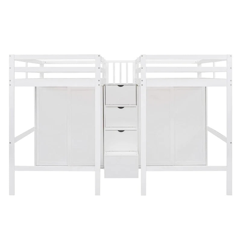 Lits mezzanine doubles jumeaux avec armoires et escalier