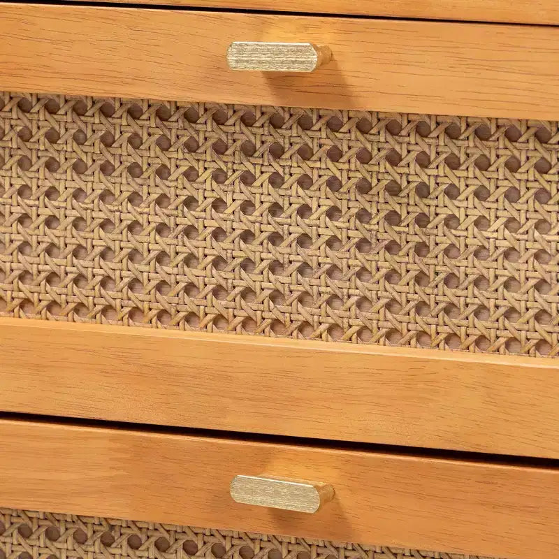 Baxton Studio Jenn Japandi-slaapkamersset van 5 delen in goudbruin hout, queensize, met rotan met verweerde afwerking