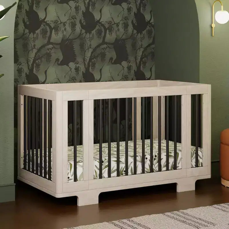 Lettino convertibile Babyletto Yuzu 8 in 1 con kit di conversione per tutte le fasi