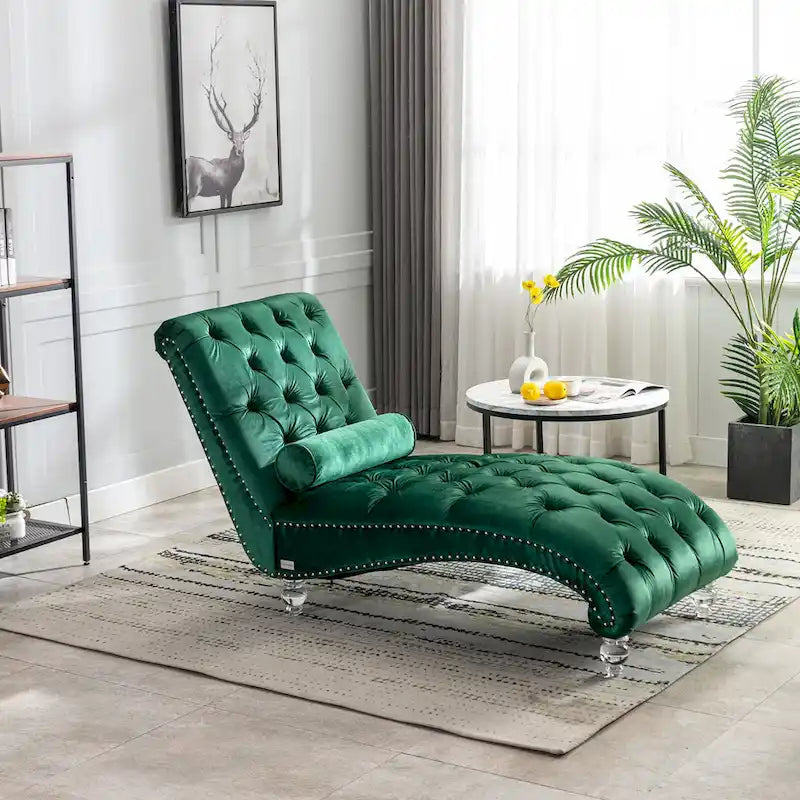 Chaise longue reclinabile imbottita in velluto con bottoni, cuscino e piedini in acrilico