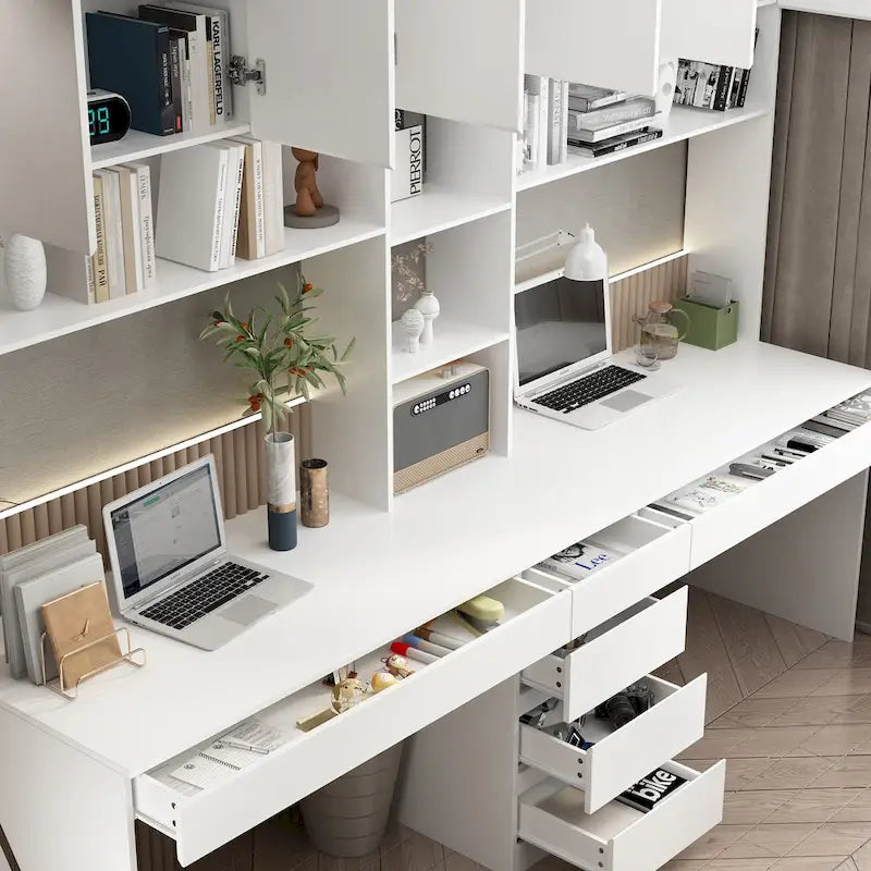 Bureau moderne spacieux blanc pour deux personnes, pour le jeu et le travail